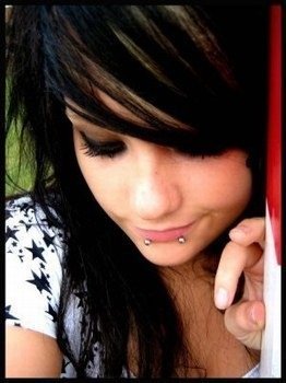 emo girl pirsingstyles