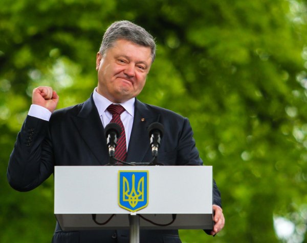 Неудавшийся оппозиционер Порошенко попросил Зеленского выпус