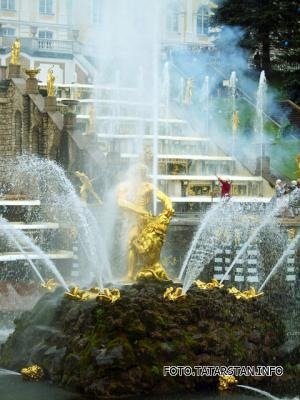 Геракл, рвущий пасть льву