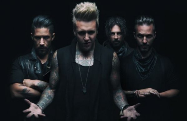 PAPA ROACH