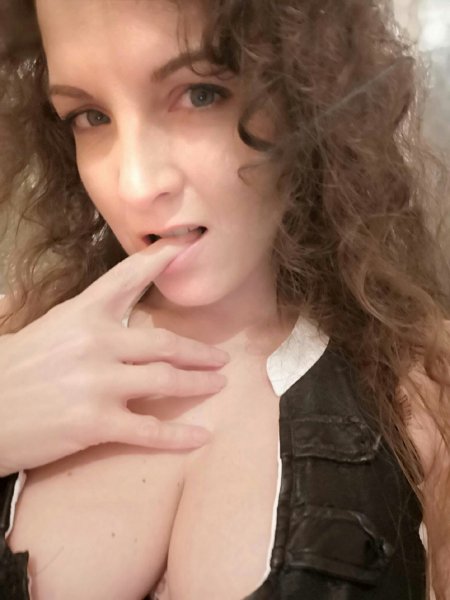 picture_235118989