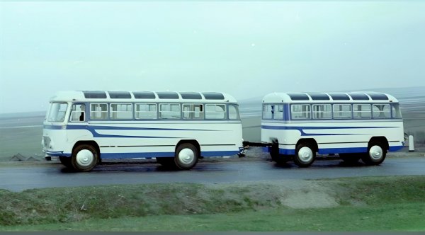 Автобус ПАЗ с прицепом (1959)