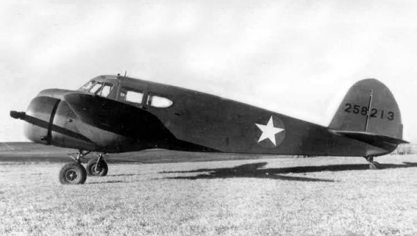 Cessna T-50 UC-78 Bobcat