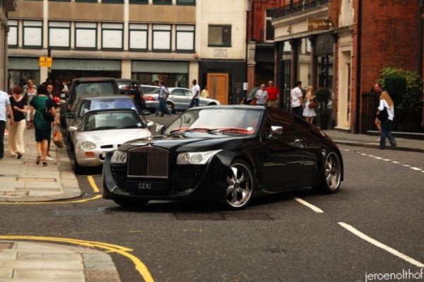 Rolls-Royce Phantom "Black Ruby"