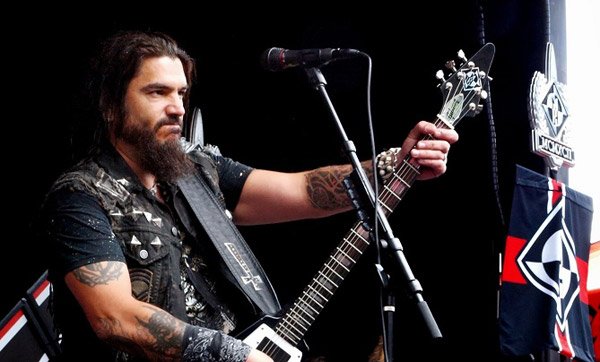 Machine-Head-Gibson-Anne-Erickson