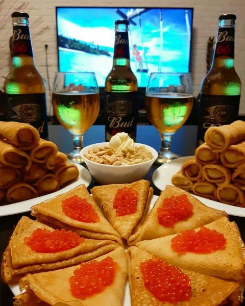 С Масленицей!