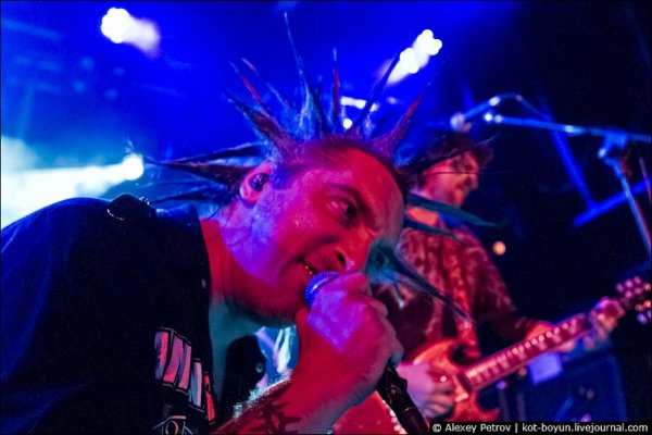 0 8f332 5fa8f73e orig