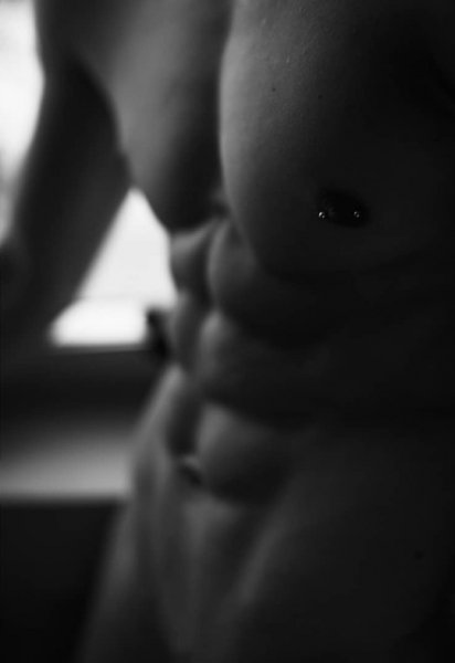 Tumblr l 941701904906823