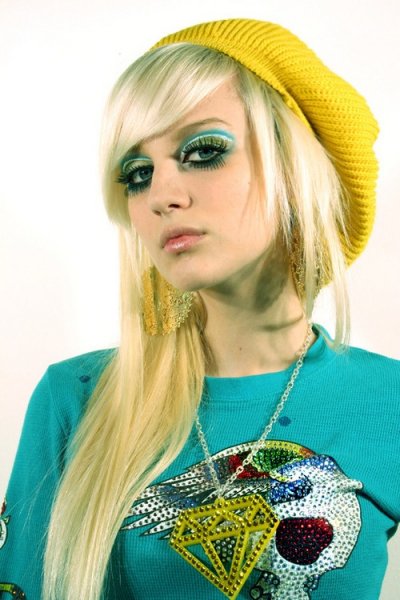 blond-emo-girl-hair