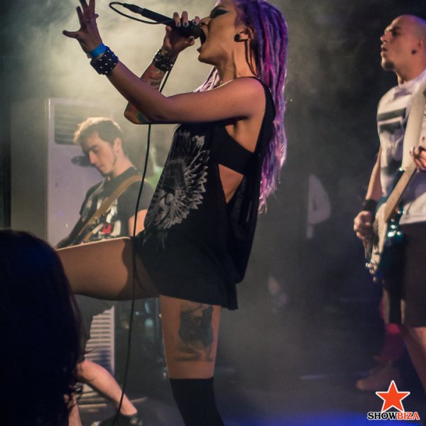 p 5c9e067b495 720x720