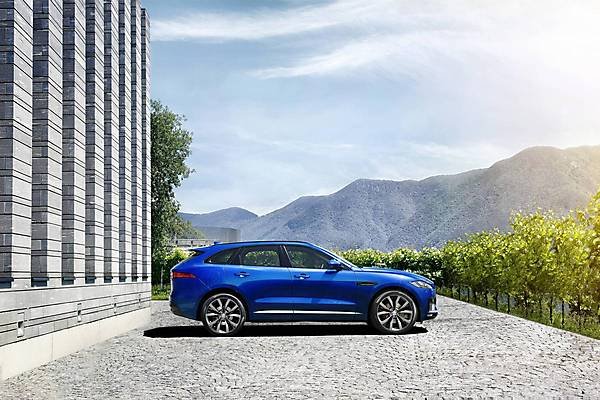 Jaguar F-Pace 2017
