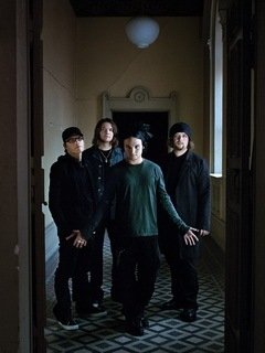 f4