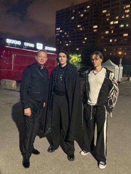 picture_375388976