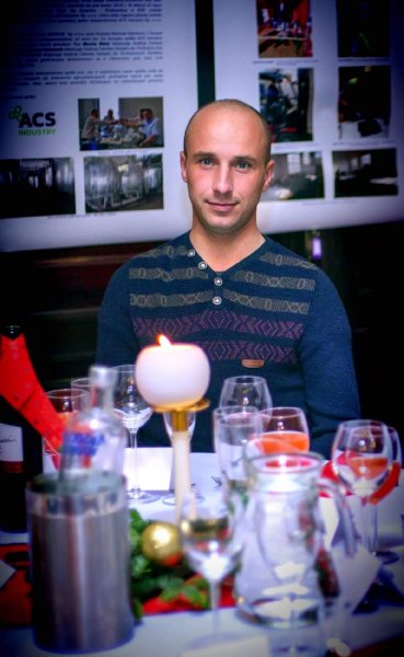 received 477312646317917