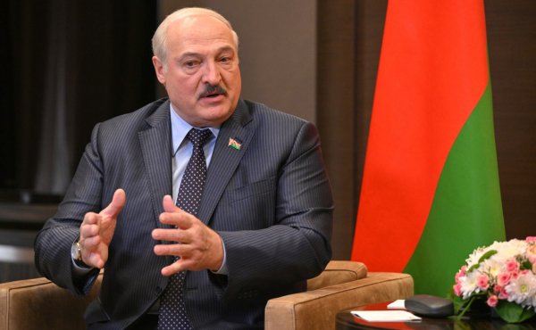 Лукашенко: В случае агрессии Минск ударит по Киеву, не зах