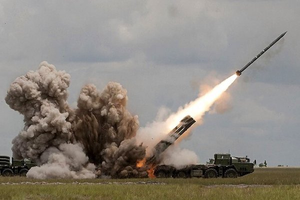 РСЗО 9К58 "Смерч"