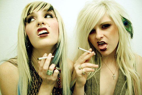 emogirls4