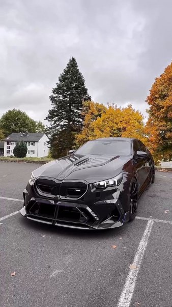 BMW M5 LEGEND 2025