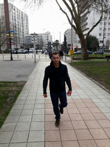 tmp-cam-445429381