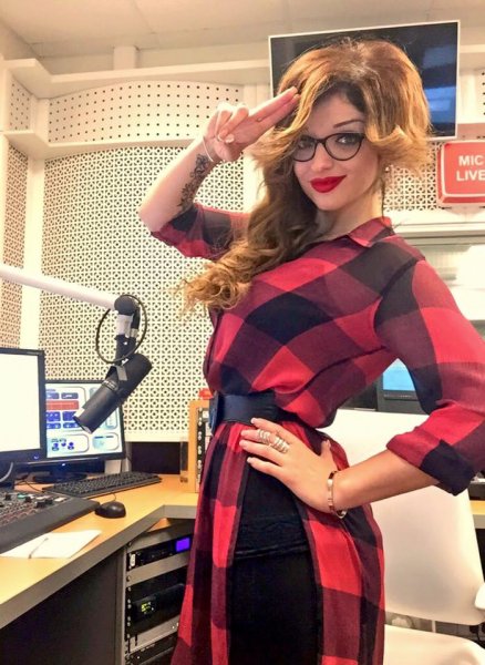 Аня каверина