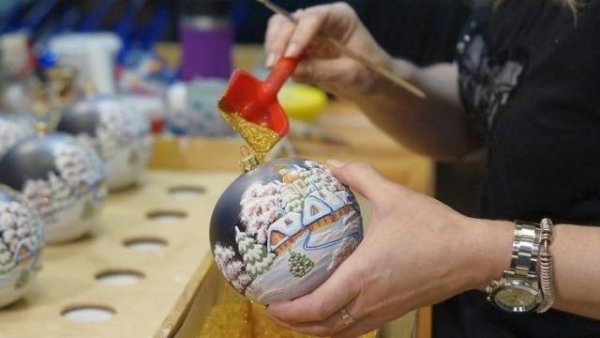 aad5570f1371c58f3dd0dc9c9107b53ax750x422x38.jp