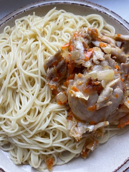 Вкусняшка по простому ,мяско со спагетти