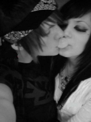 pocelui v stile emo