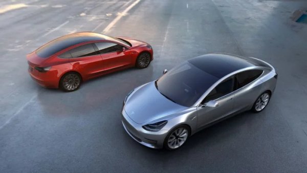 tesla-model-3-new-2-700x394