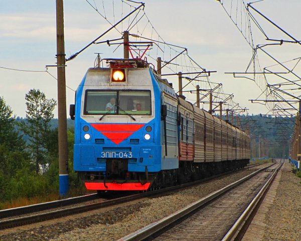 Электровоз ЭП1П-043