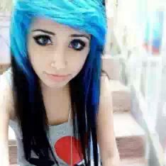 emo-blue-and-green-hair-18