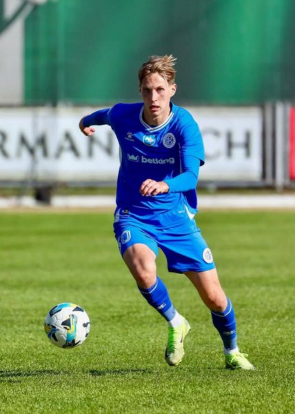 Алексей Гусев
