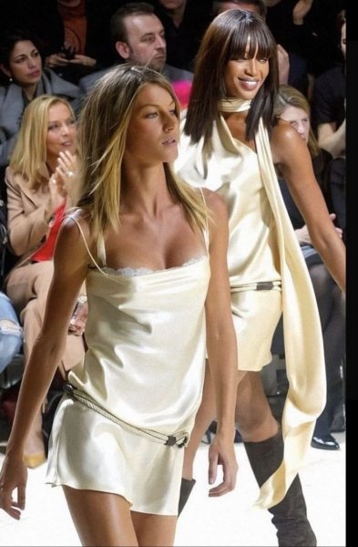 Bcaab5d78f68cfdd4d4dc721126f7d2e