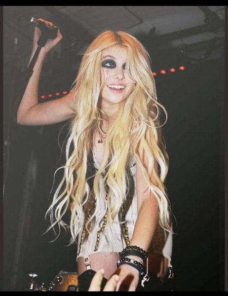 Taylor Momsen