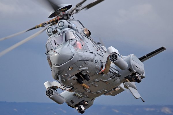 H225m caracal-1