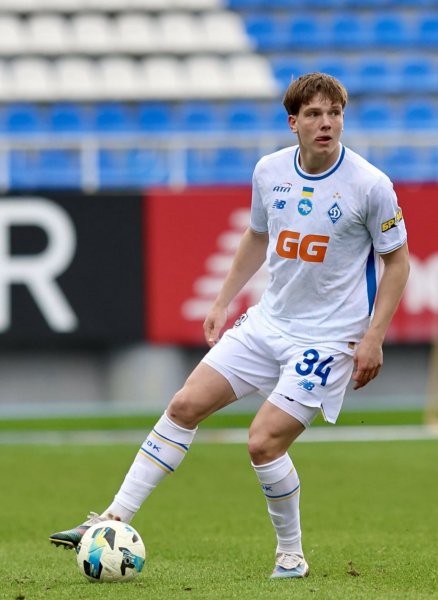 Владислав Захарченкo