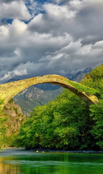 Screenshot 20251028-210301 One UI Home