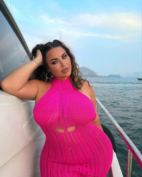 Сисястая Ханна