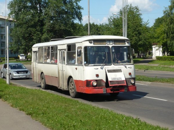 ЛиАЗ-677М