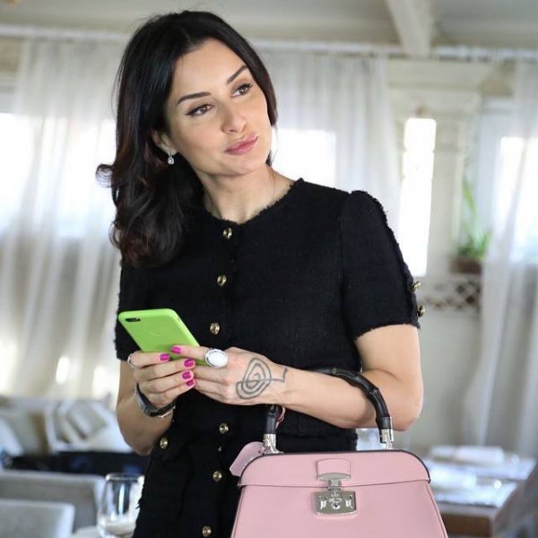 Тина канделаки