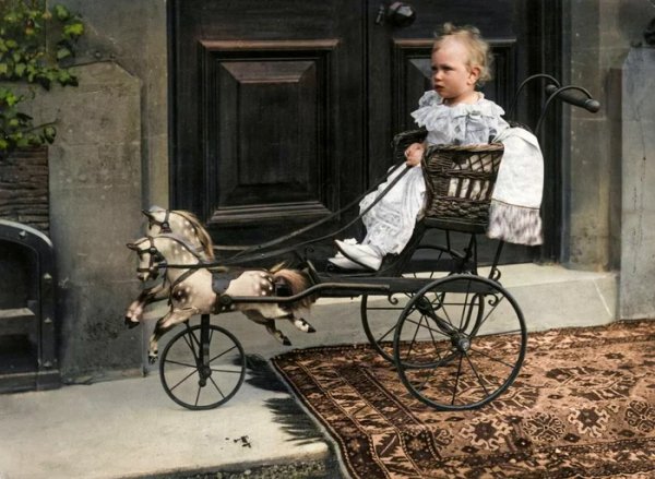 Георг VI в возрасте двух лет