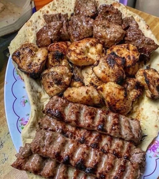 Пожарили мясцо. Вкуснотища.