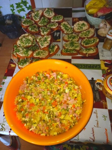 ГРЕНОЧКИ и ОЛИВЬЕШКА