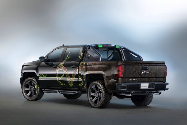 Chevrolet Silverado Realtree Bone Collector