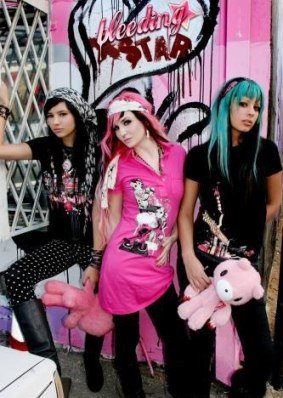 emogirls