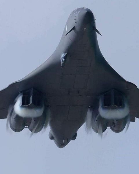 B-1B