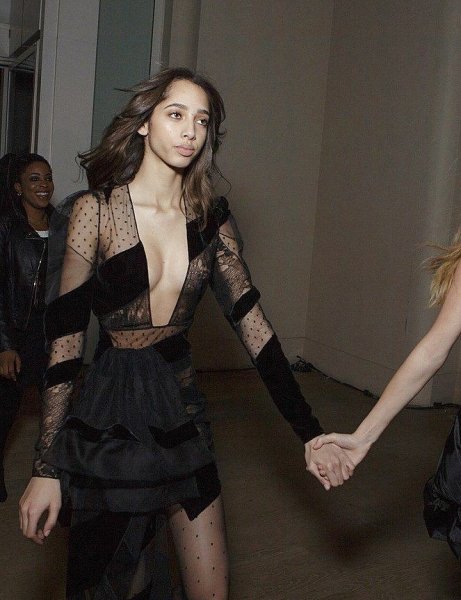 2b00e05aee2eb039a4d27cb8b5a012a5