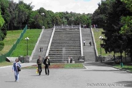 Kaскадный фонтан