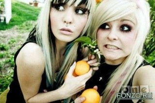 28 emo girls