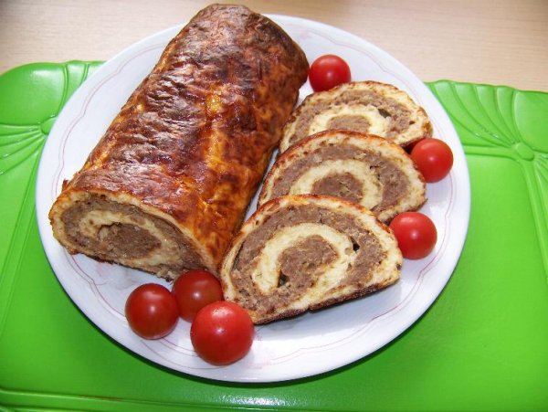 рулет мясной