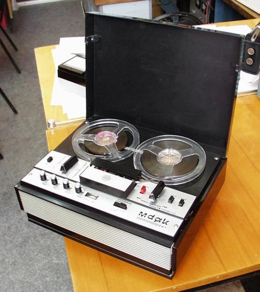 Магнитофон Маяк-201